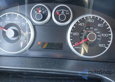 2008 Ford Fusion Se z USA, uszkodzony, nr VIN 3FAHP07118R264603